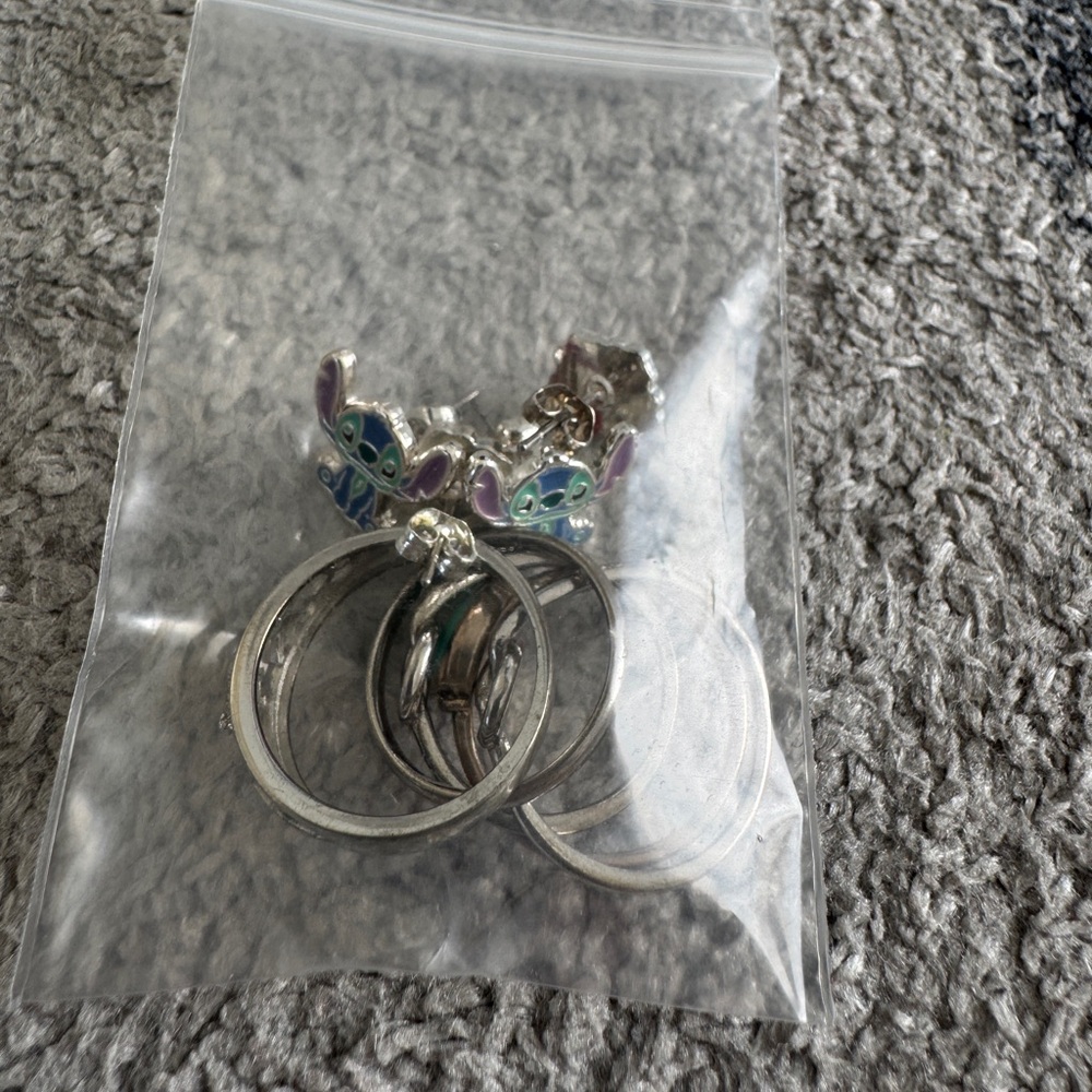 Random Earrings and Rings - Picture 2 of 3